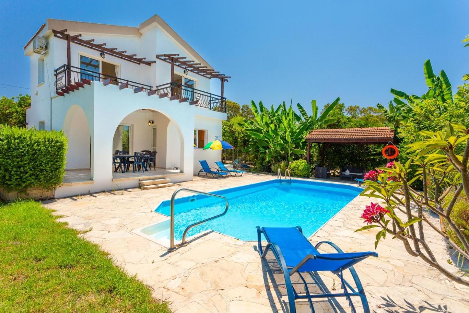Sun Beach Villa Thio Polis ภายนอก รูปภาพ